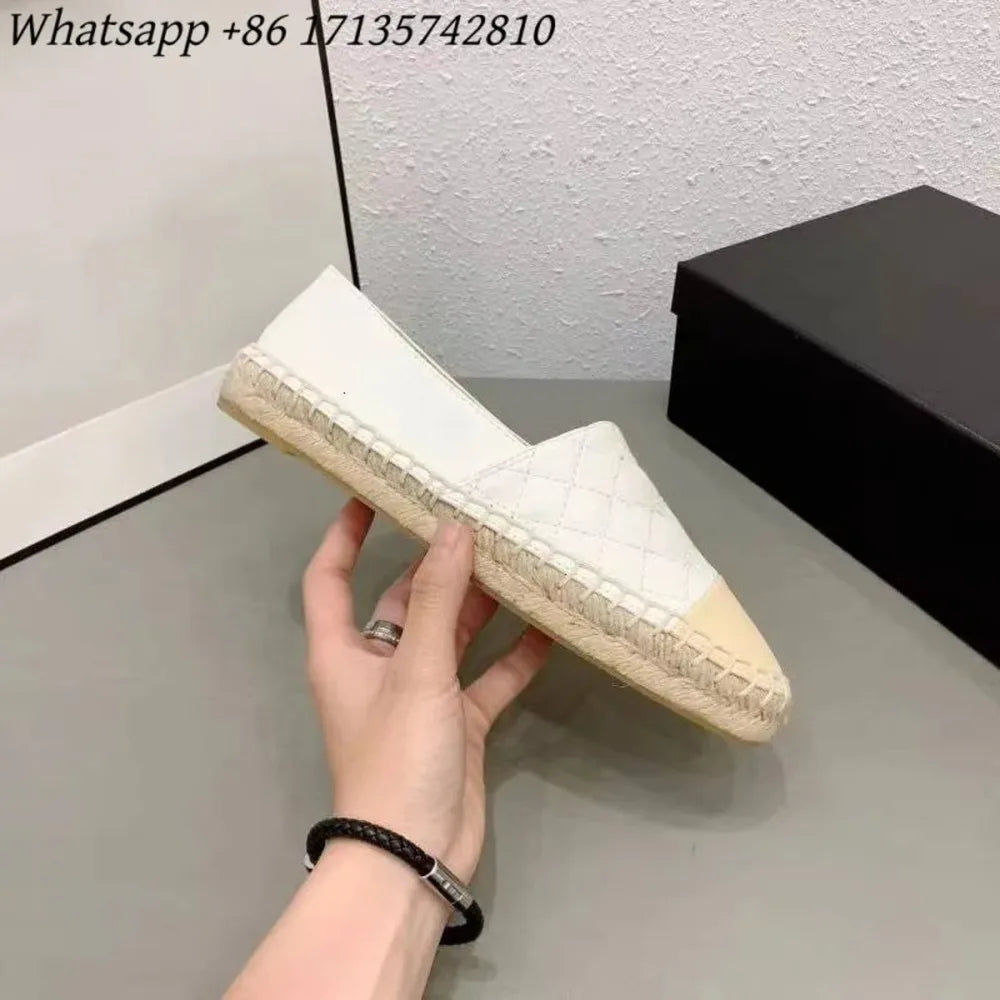 Luxury Ballerina Slip-On Lady Breathable Anti-Slip Comfortable DesigneThe Plug