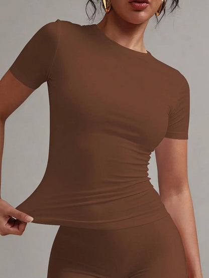 Women's White Solid Round Neck Short Sleeve Fitted T-Shirt for Summer The Plug