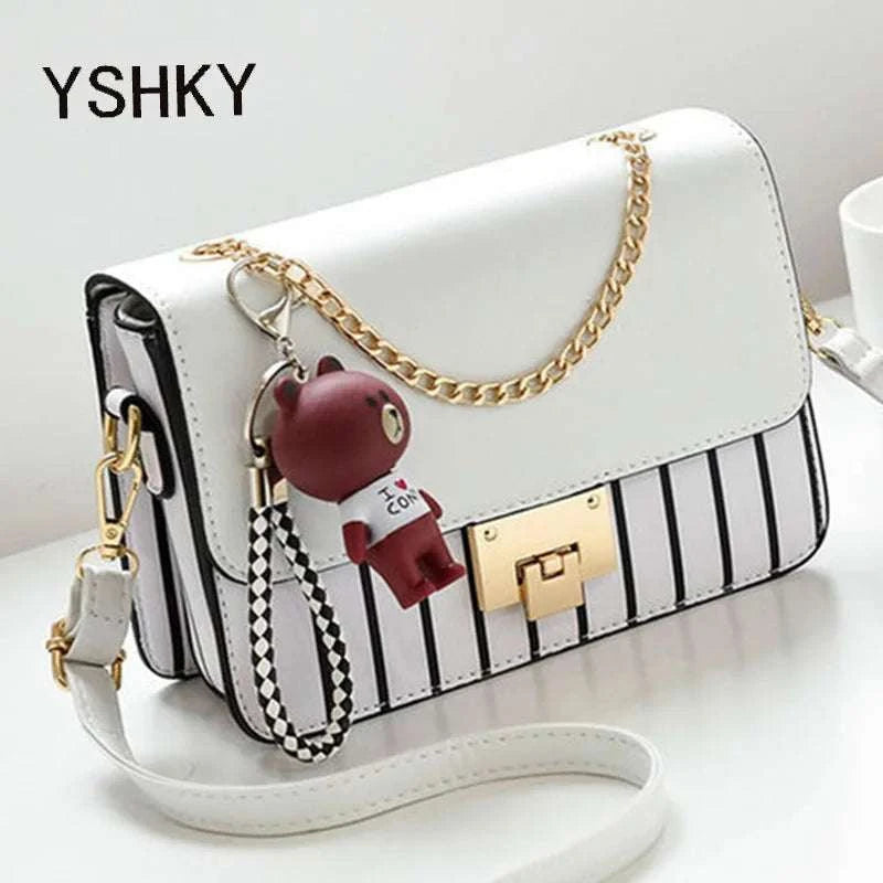 Elegant women's shoulder bag in soft PU material with zipper closure and single strap, trendy fashion handbag for versatile use