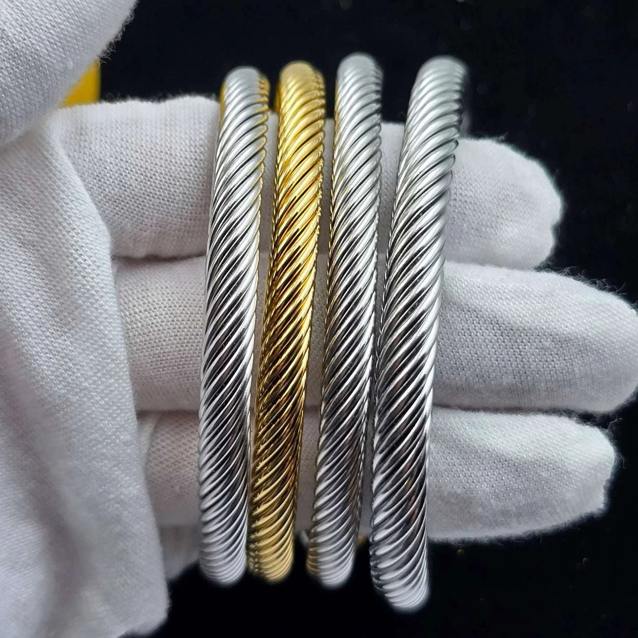 7mm Stainless Steel Cable Bracelet Designed for Women Two-Tone Open TwThe Plug