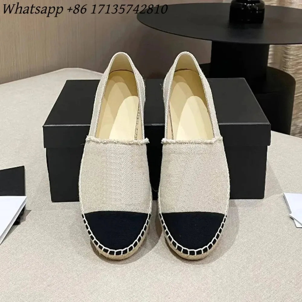 Luxury Ballerina Slip-On Lady Breathable Anti-Slip Comfortable DesigneThe Plug