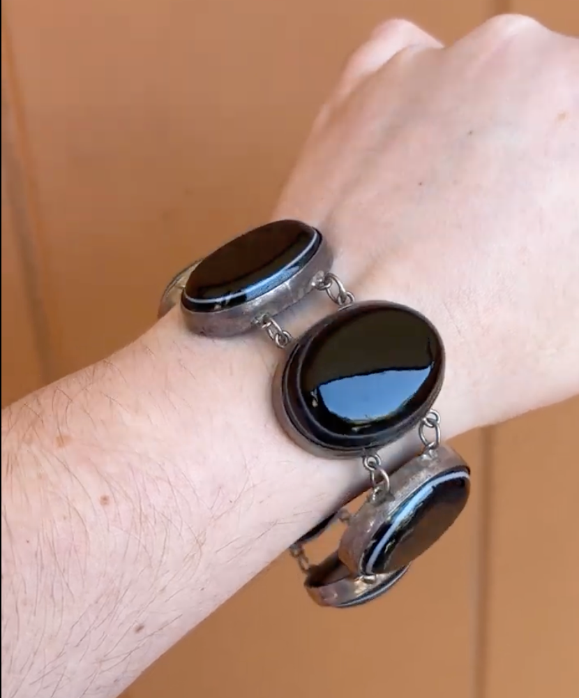 Late 19th c. Bullseye Agate Silver Bracelet