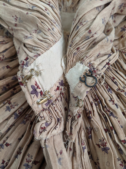 1830s Young Lady's Dress | Study or Display