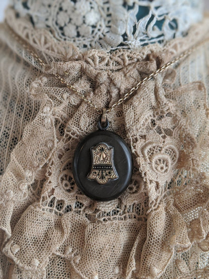 Victorian Taille d'Epargne Vulcanite Locket