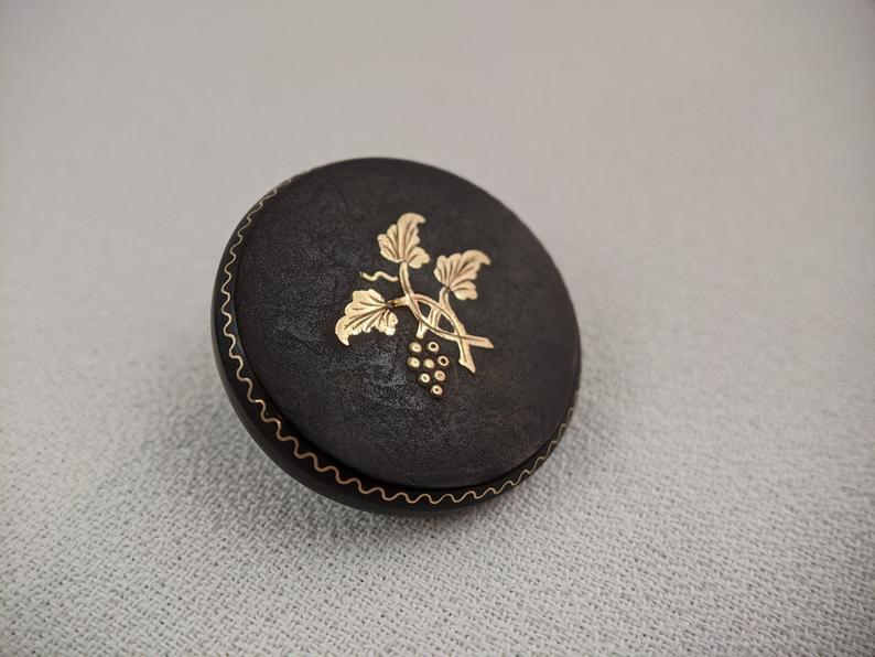 Victorian Pique Mourning Brooch | Grape Motif