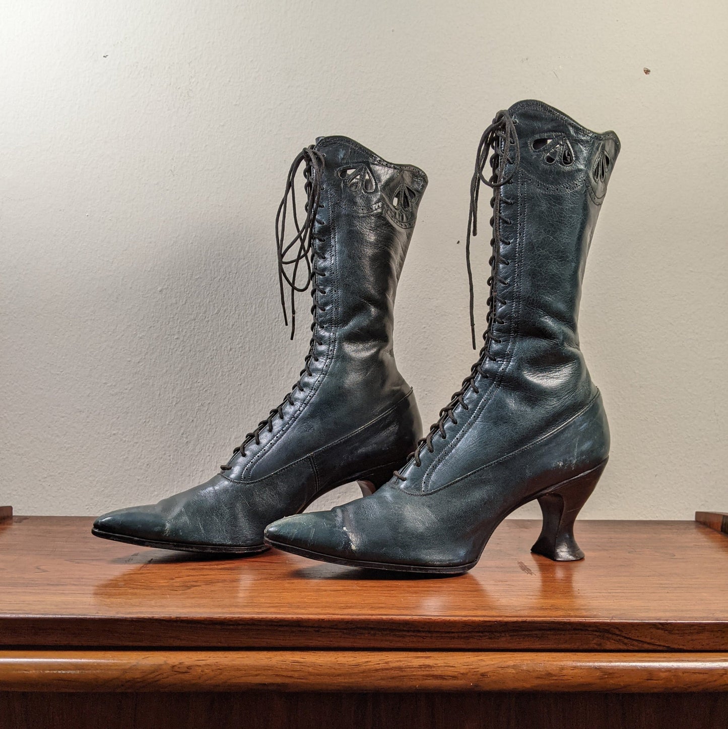 c. 1910-1920s Blue/Green Louis Heel Boots | Approx Sz 6-6.5