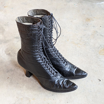 1910s-1920s Black Lace Up Boots | Approx Sz 5-6